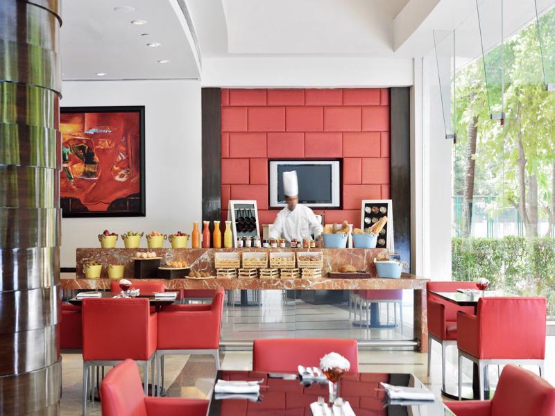 Marriott Executive Apartment - Lakeside Chalet, Mumbai  Buitenkant foto