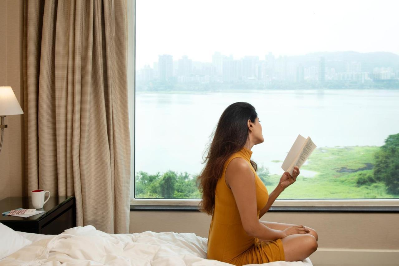 Marriott Executive Apartment - Lakeside Chalet, Mumbai  Buitenkant foto