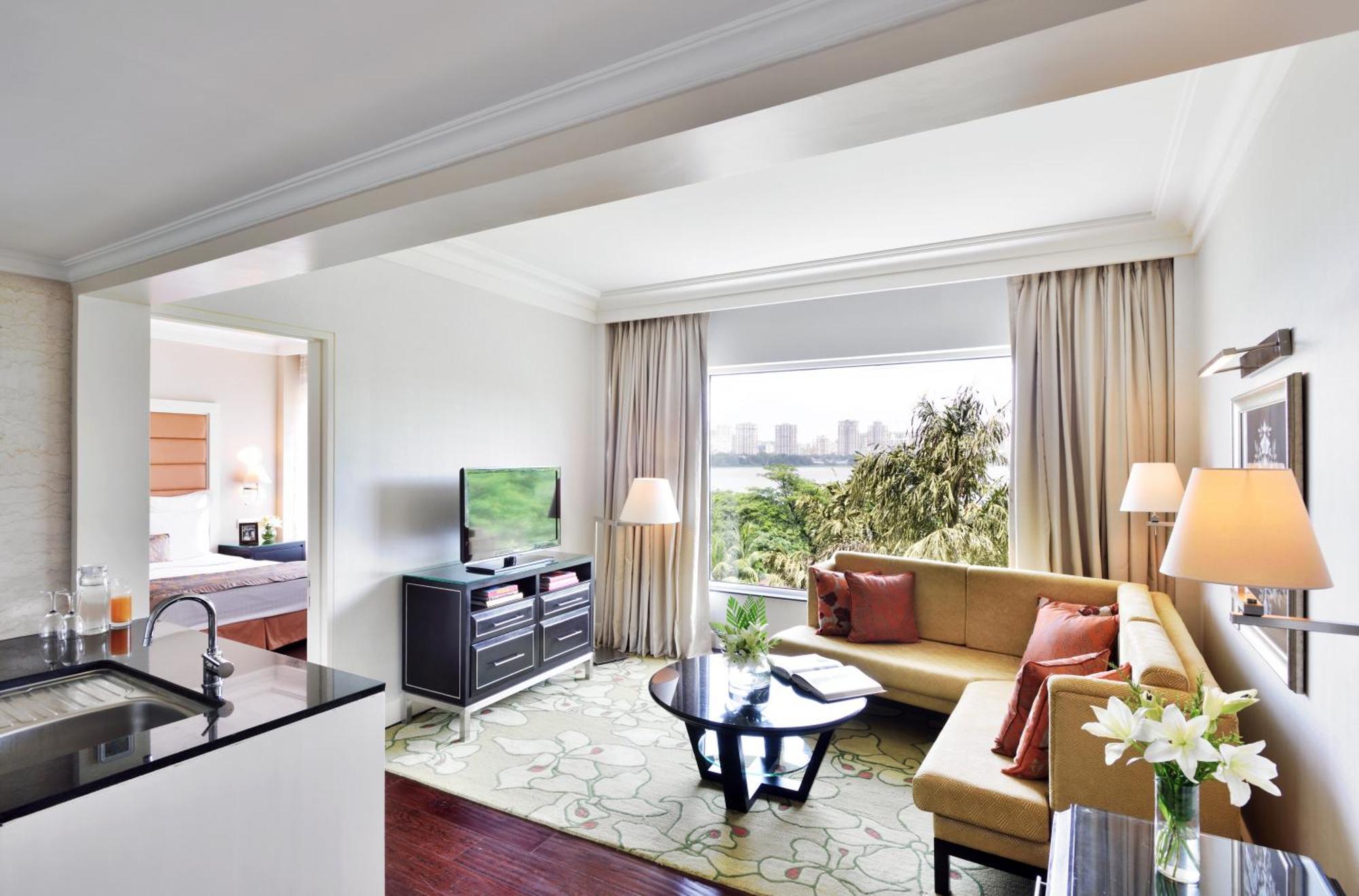 Marriott Executive Apartment - Lakeside Chalet, Mumbai  Buitenkant foto