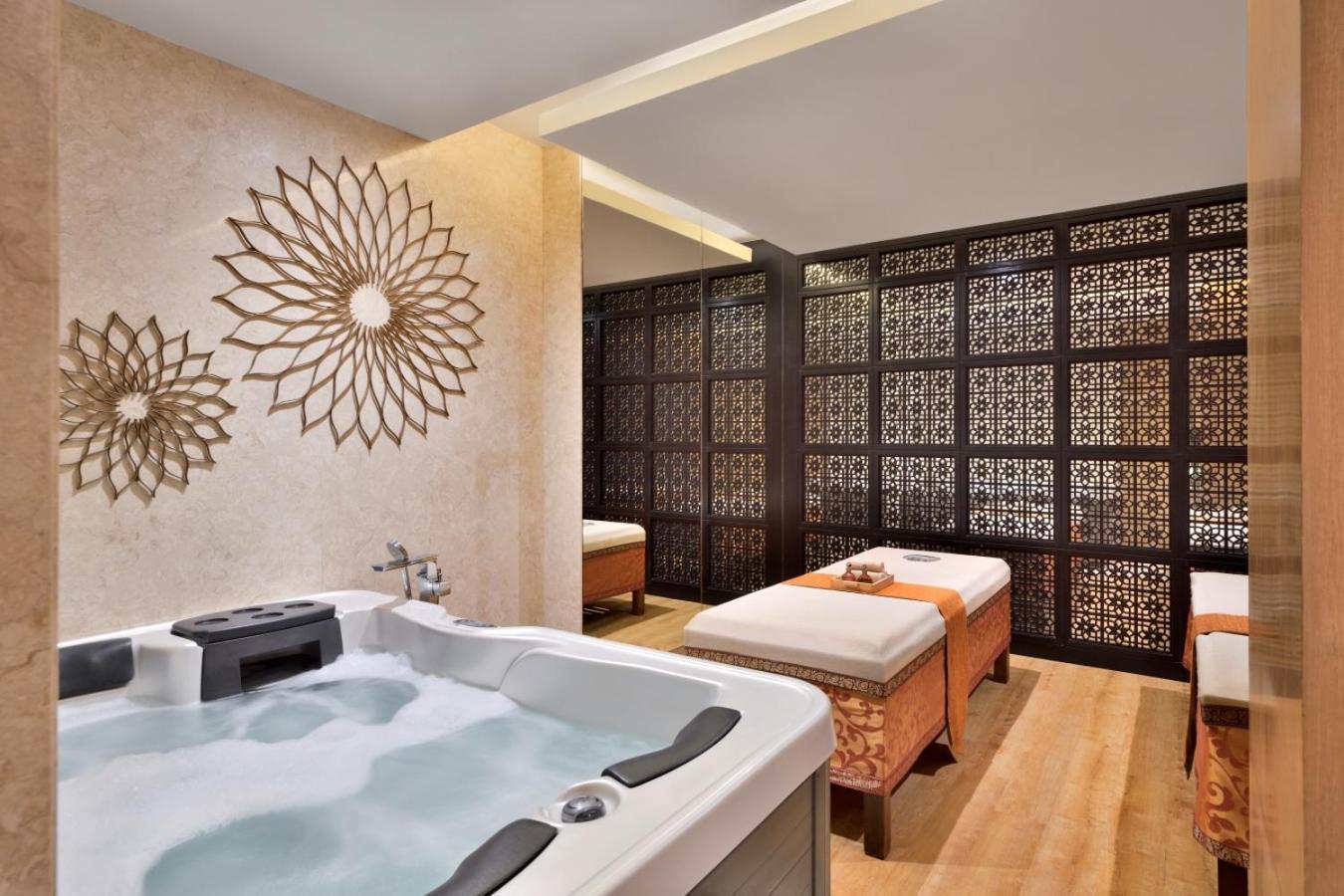 Marriott Executive Apartment - Lakeside Chalet, Mumbai  Buitenkant foto
