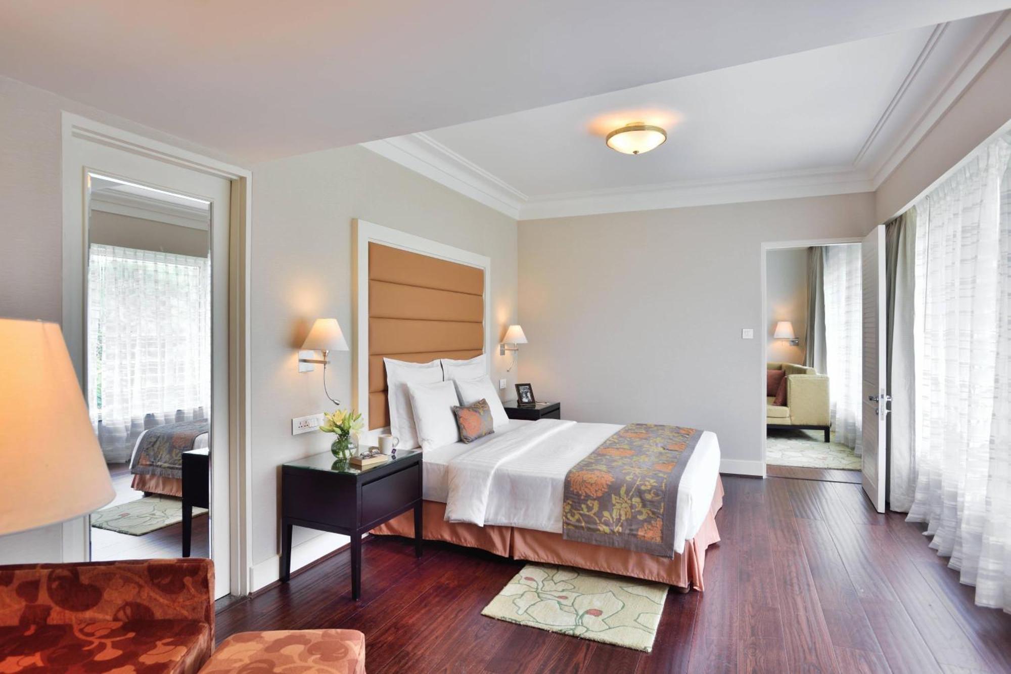 Marriott Executive Apartment - Lakeside Chalet, Mumbai  Buitenkant foto